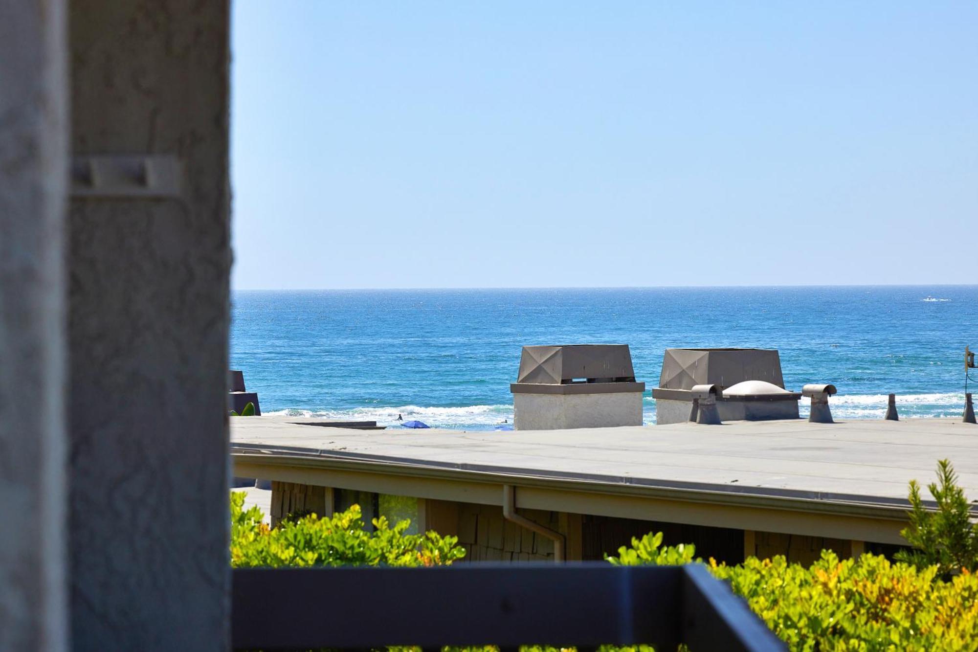 Oceanside Beach Condos Eksteriør billede